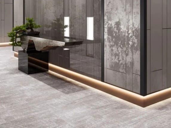 Skirting Lights